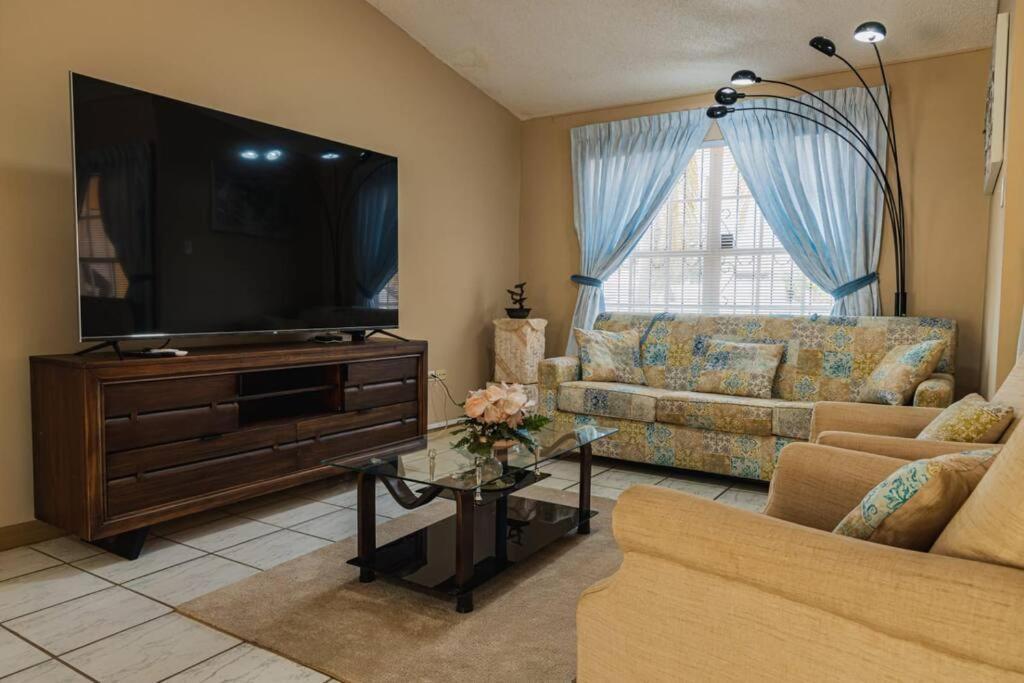 Blue Sky Residence Aruba Savaneta Esterno foto